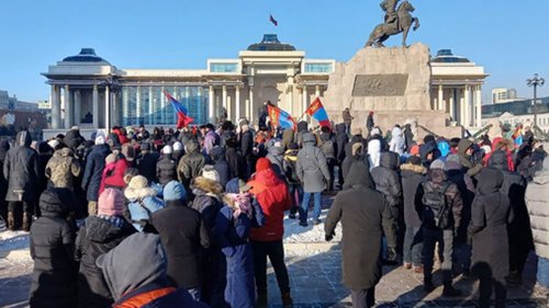 Х.Нямбаатар: Хулгайч нар хахир хүйтэнд 200 хүүхэд нүцгэлж эрүүл мэндийг нь зольж чадах юм байна